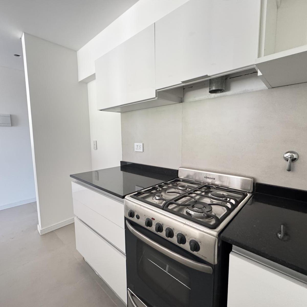 Departamento 2 Dorm. con Parrilla en 8 Sauces - Funes 5