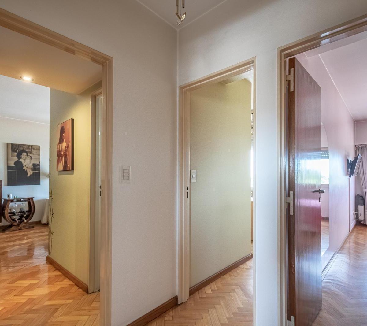 VENTA | Departamento 4 ambientes con balcon terraza y bauler