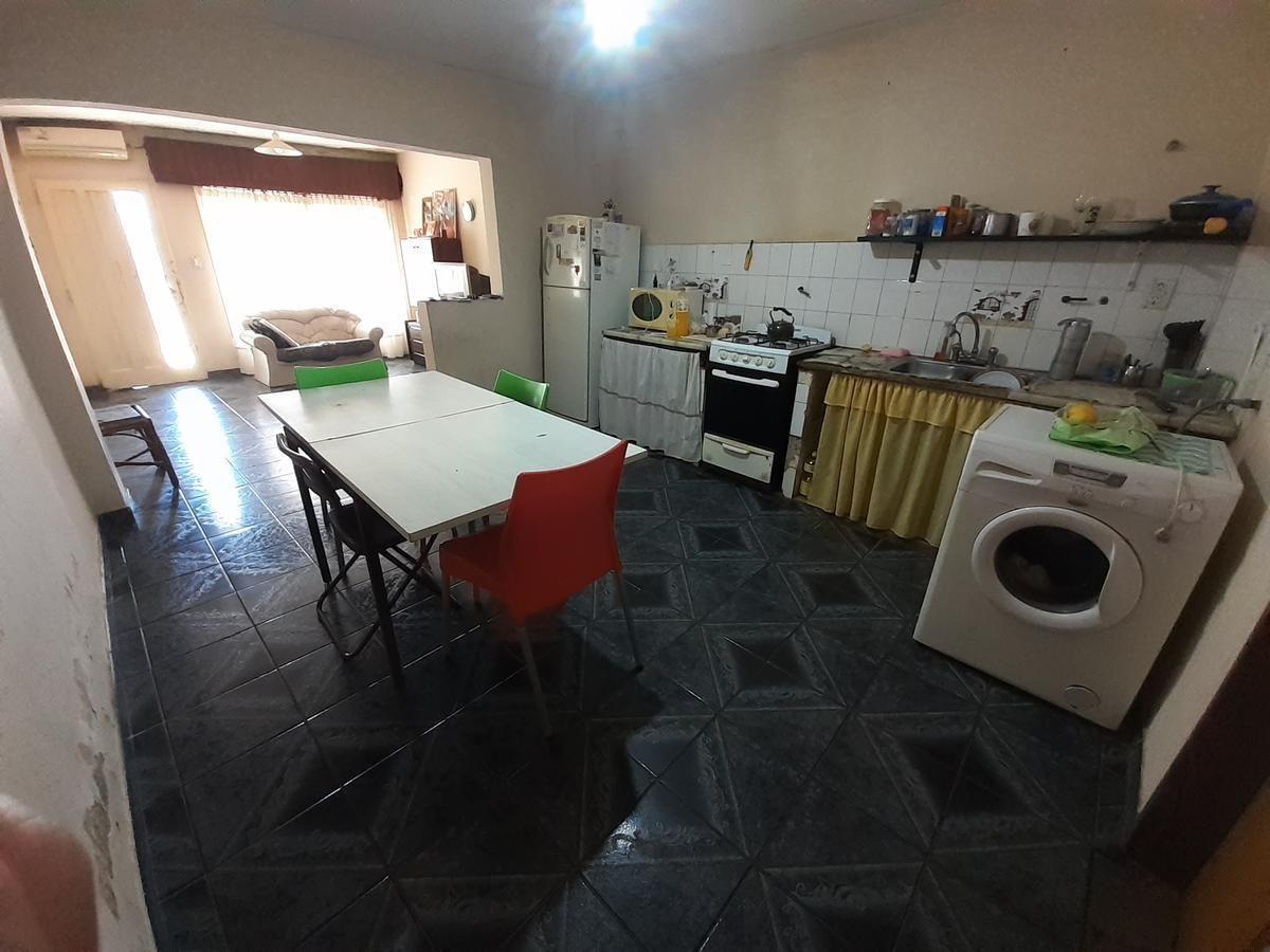 Foto de Casa 2 deptos de 2 amb., imagen 3