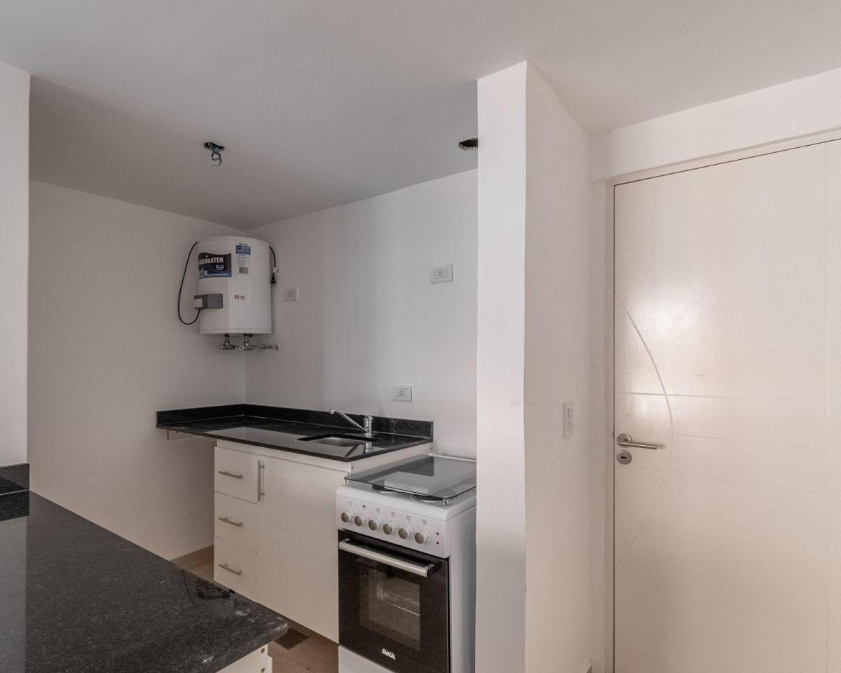 Departamento 3 Ambientes. | Av Miero Al 700 2