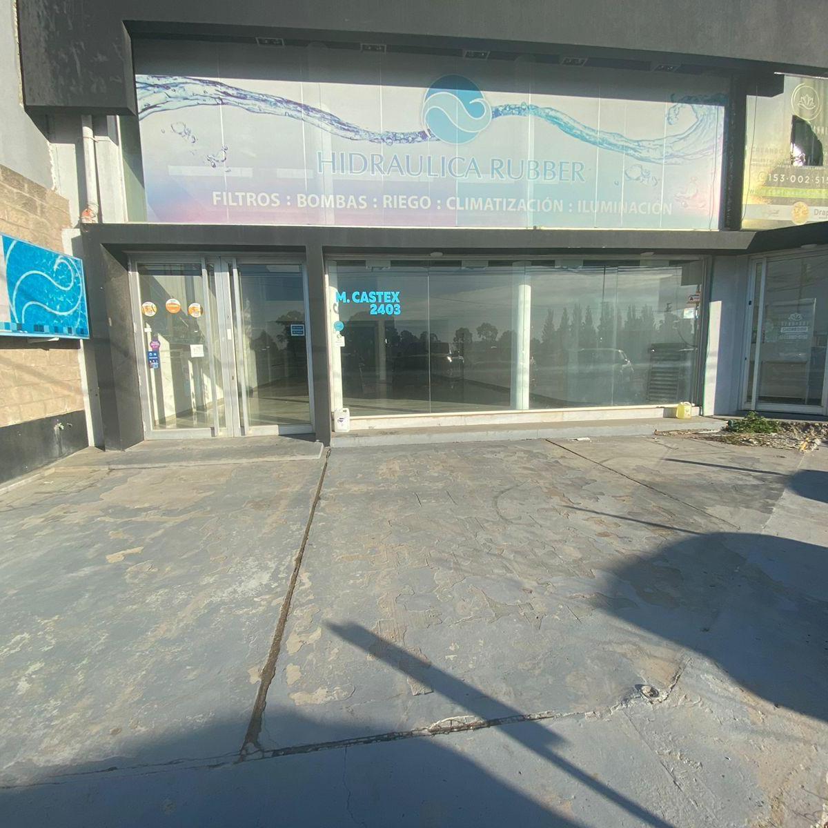 Hermoso local en alquiler de 400 m2 sobre Mariano Castex - Canning