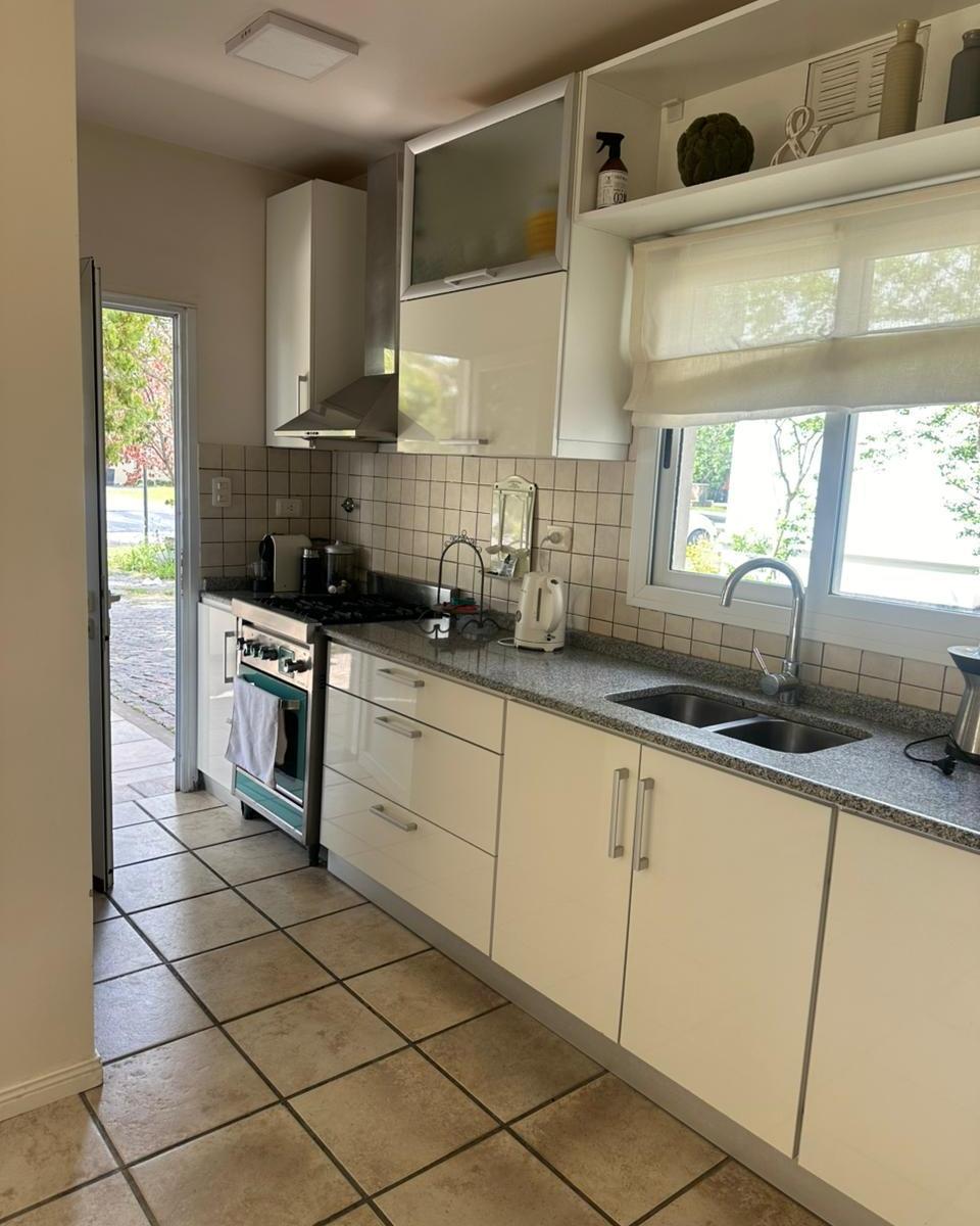 Foto de Hermosa casa amoblada en alquiler en Canning - El Lauquen, imagen 2