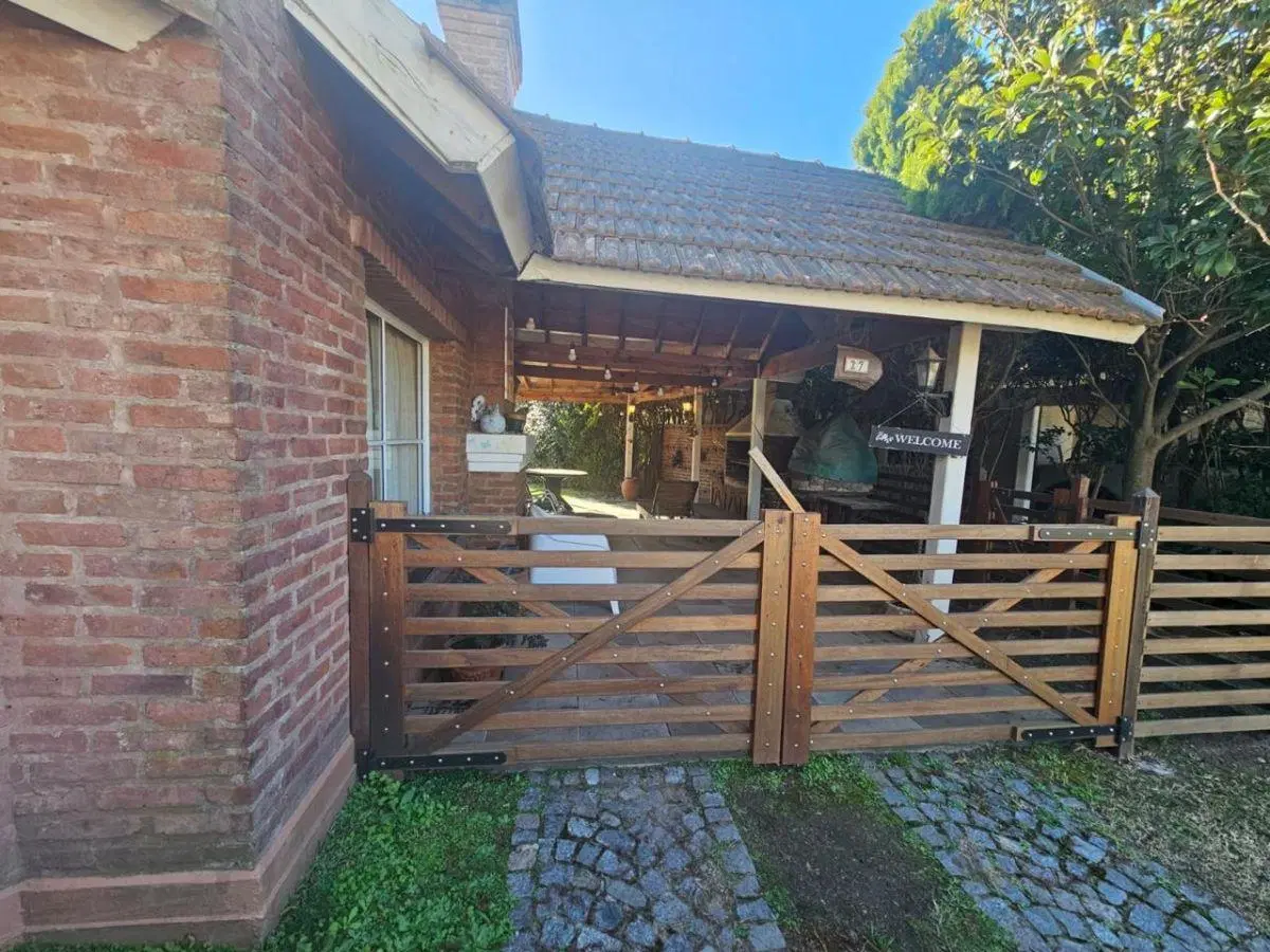 CASA EN ALQUILER EN CAMPOS DE ECHEVERRIA - CANNING 3