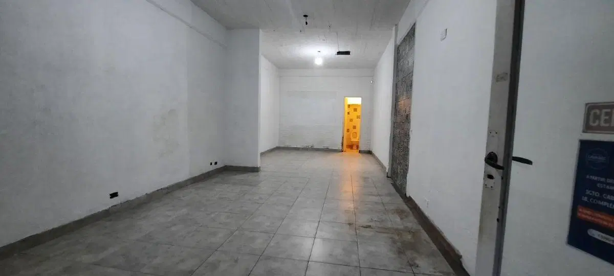 Local comercial en alquiler en en el centro de Canning - Excelente ubicación 8