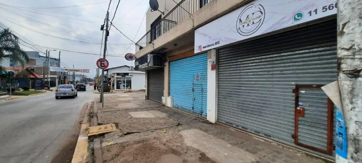 Local comercial en alquiler en en el centro de Canning - Excelente ubicación 1