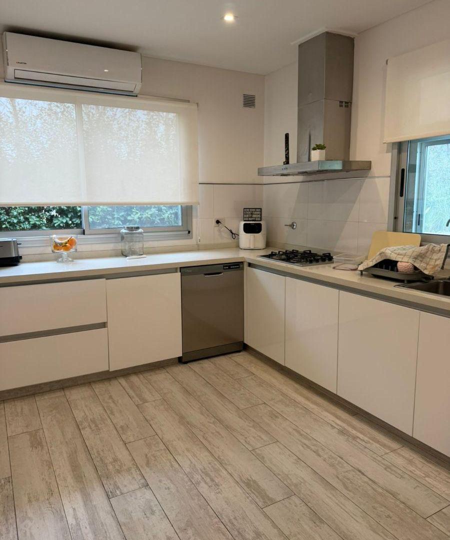 Foto de CASA 5 AMBIENTES AMOBLADA EN AQLUILER EN CANNING - LOS NARANJOS, imagen 3