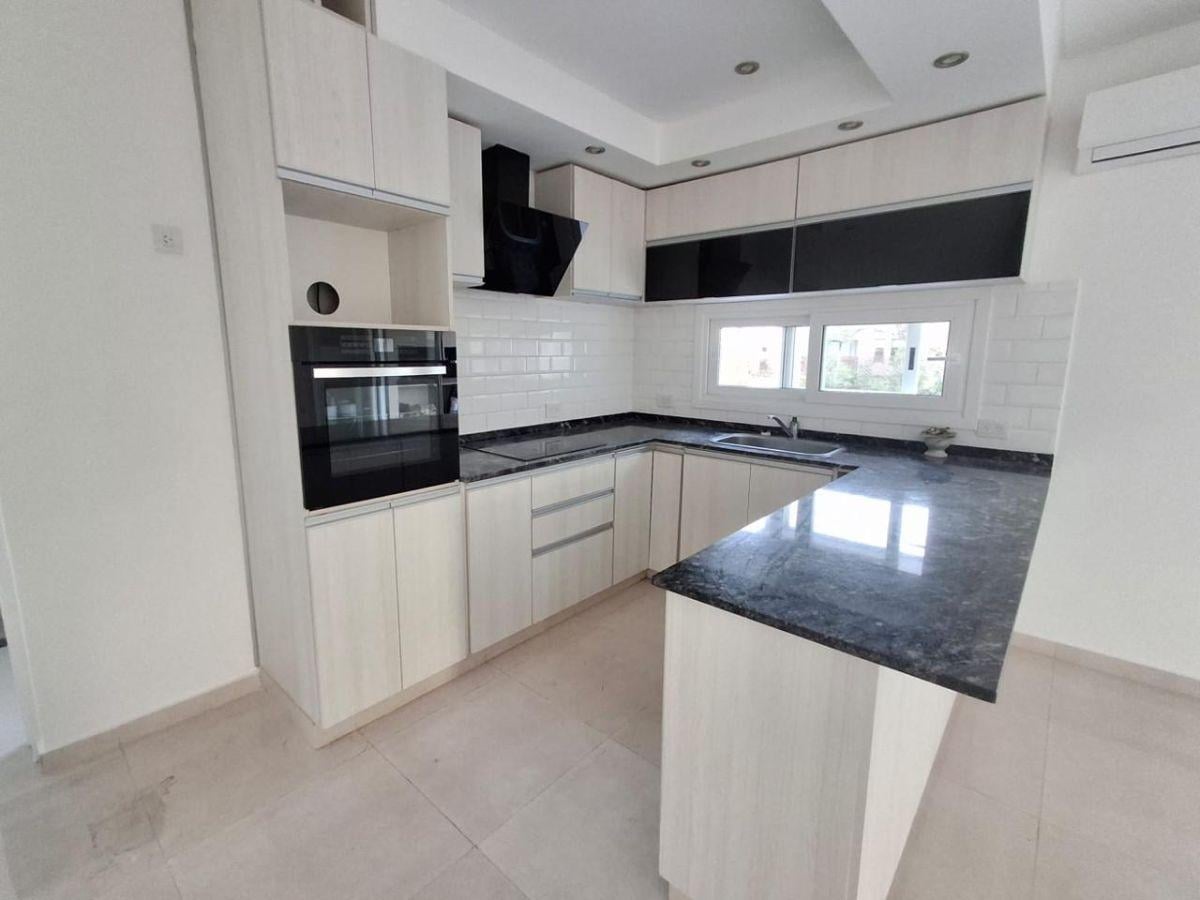 Foto de HERMOSA CASA 4 AMBIENTES EN VENTA EN CANNING - SANTA INÉS, imagen 2