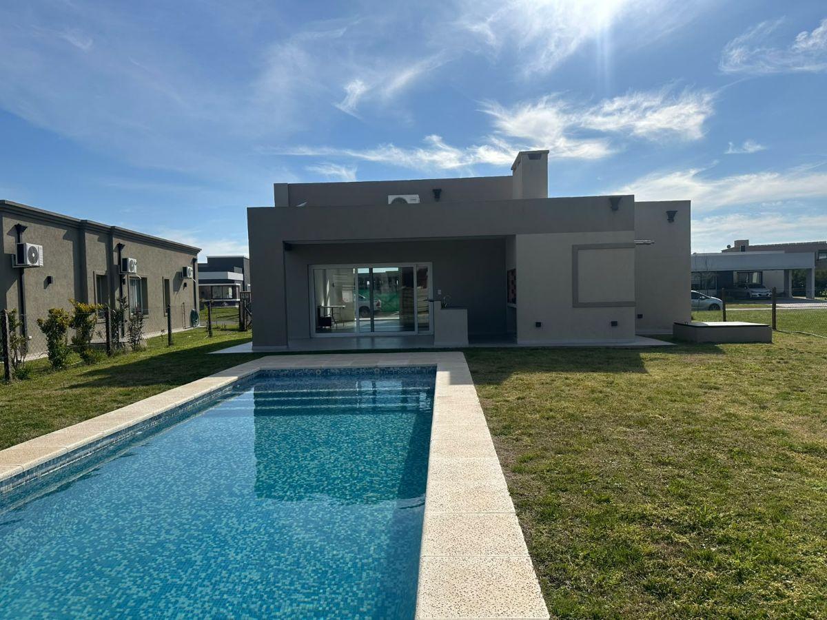 Foto de HERMOSA CASA EN VENTA EN SAN FELIPE CANNING, imagen 1