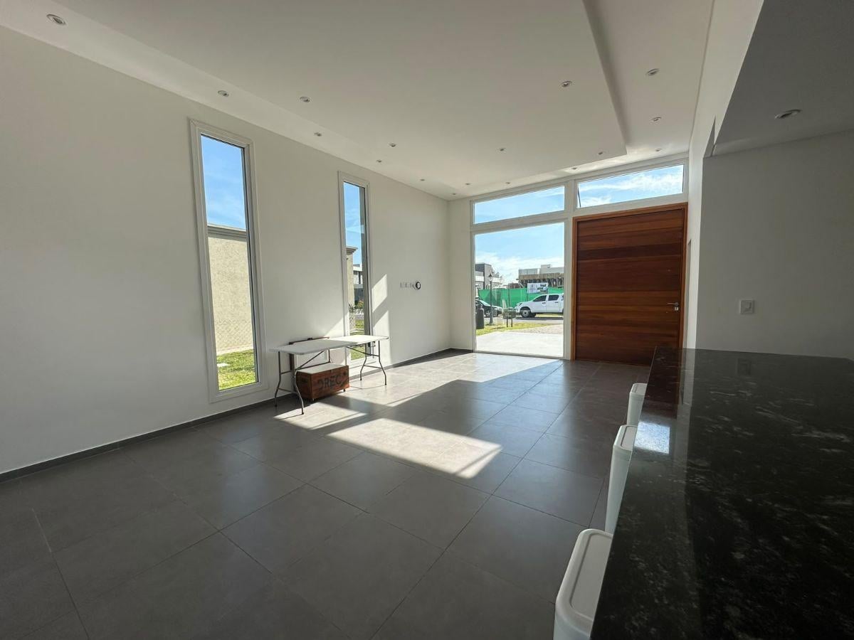 Foto de HERMOSA CASA EN VENTA EN SAN FELIPE CANNING, imagen 3