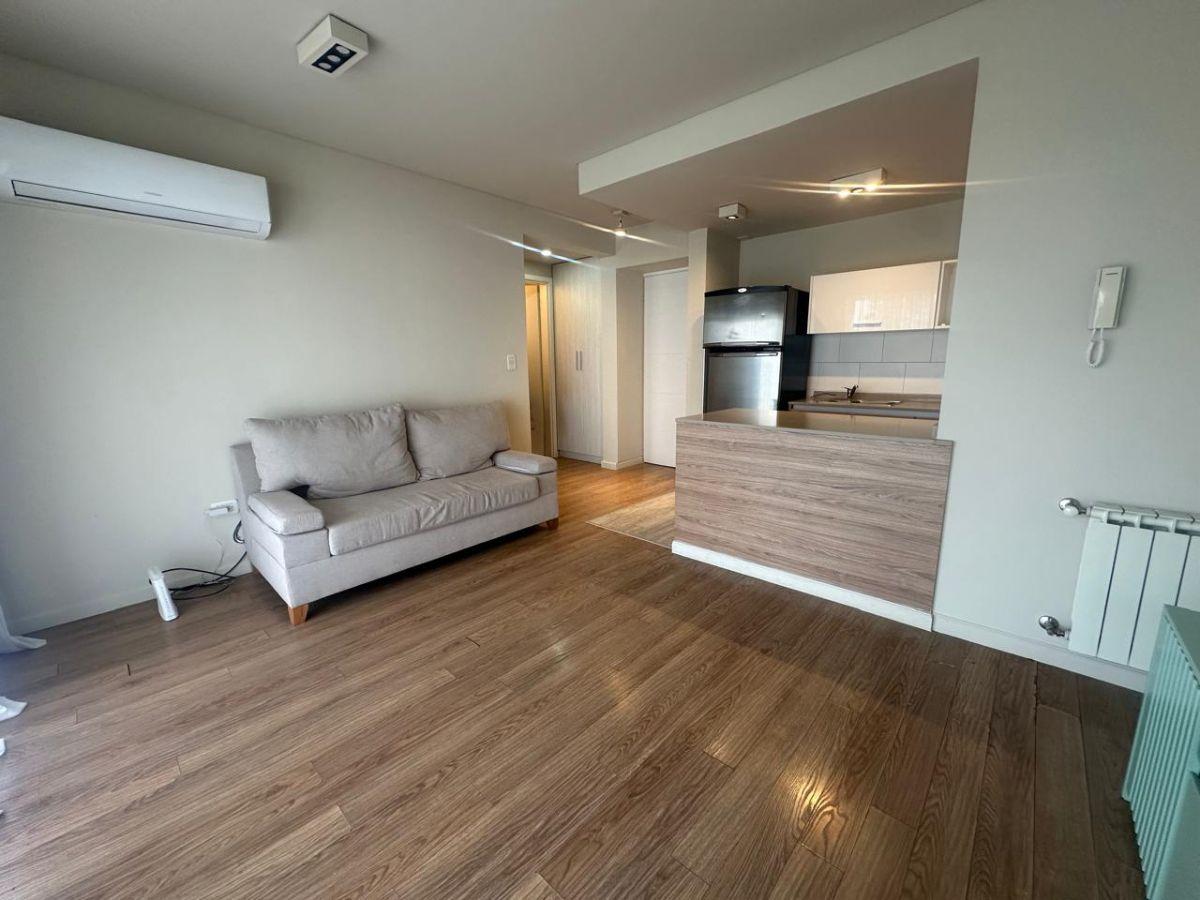 Foto de HERMOSO DEPTO 2 AMBIENTES EN ALQUILER CON COCHERA, AMOBLADO EN EL, imagen 2