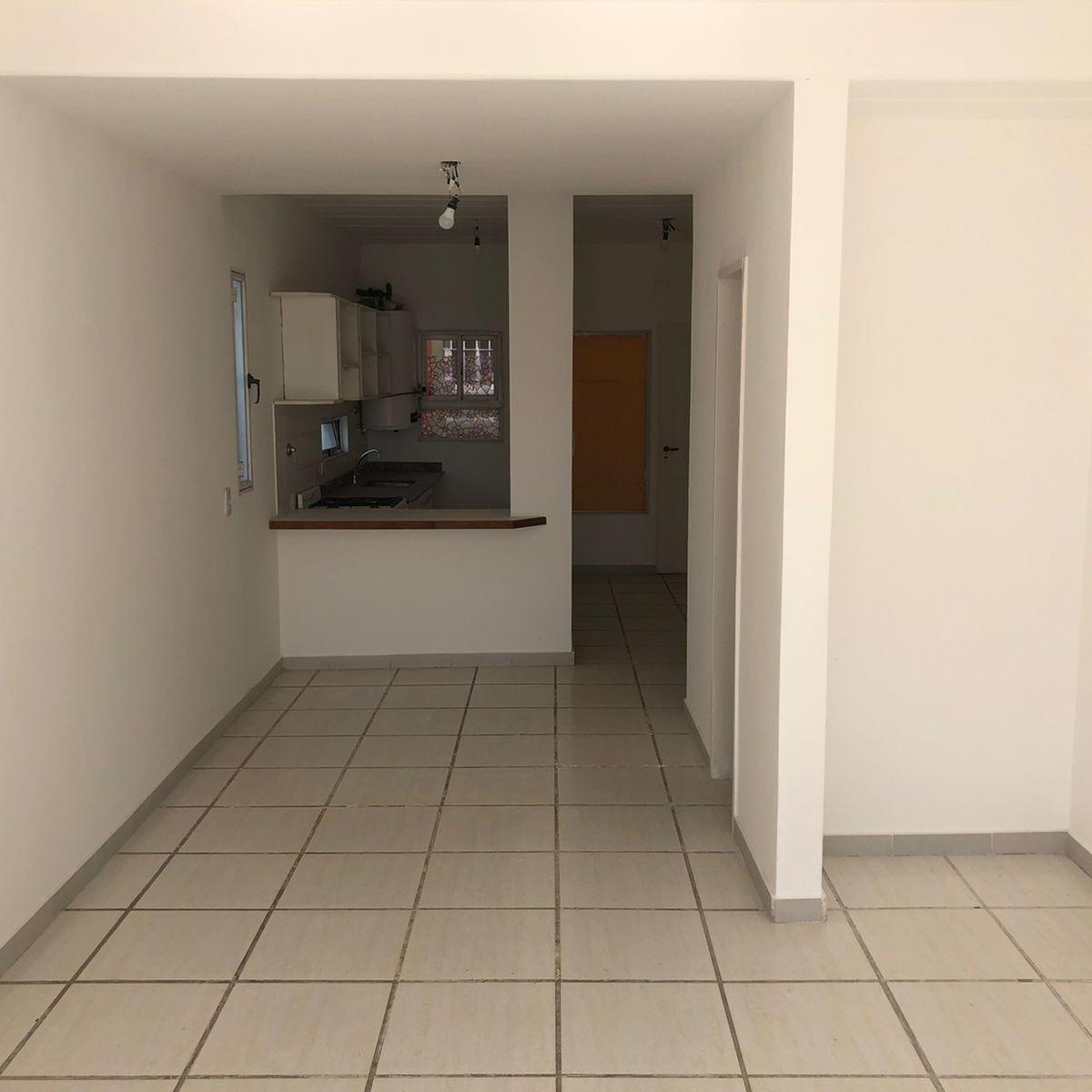 Excelente Departamento Tipo Duplex Oportunidad! 2
