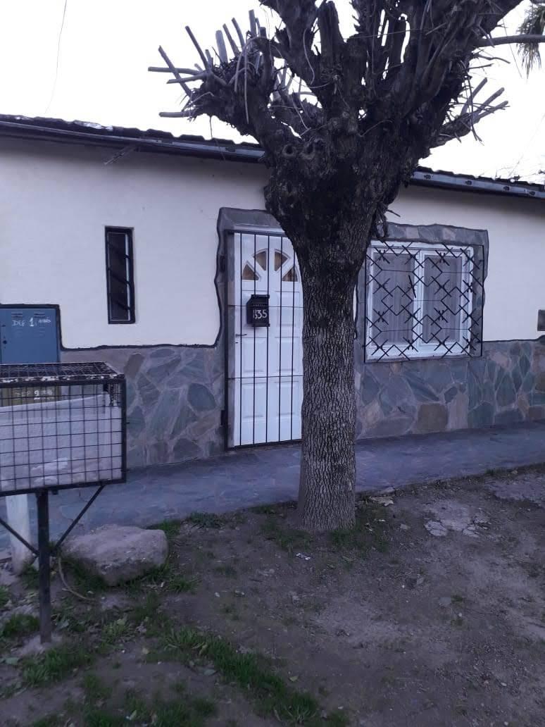Casa A La Venta De 3 Ambientes En Malvinas Argentinas