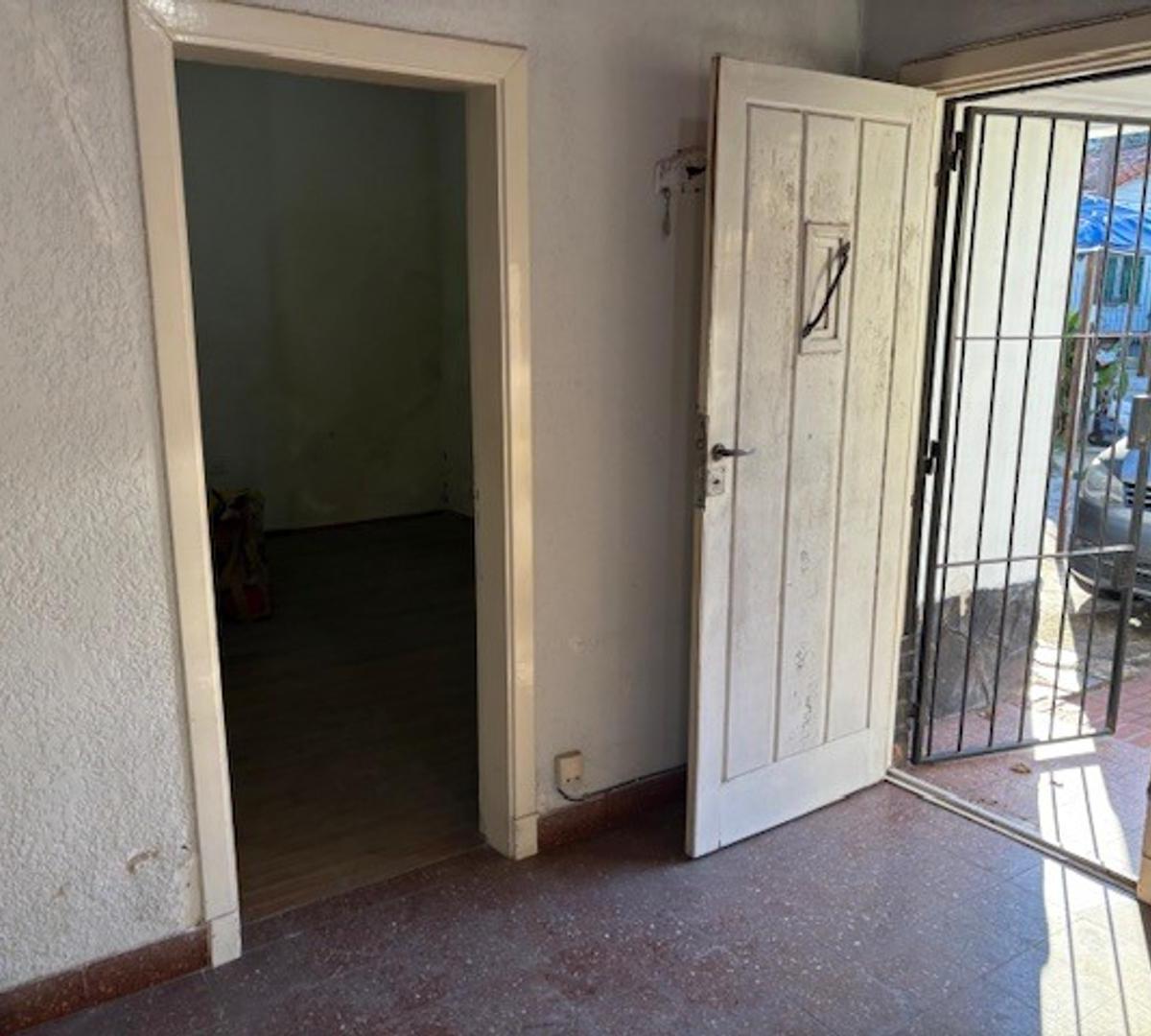 C/av P/refac o Demoler 3 Casas S/ Lote de 8,66 X 33 m 3