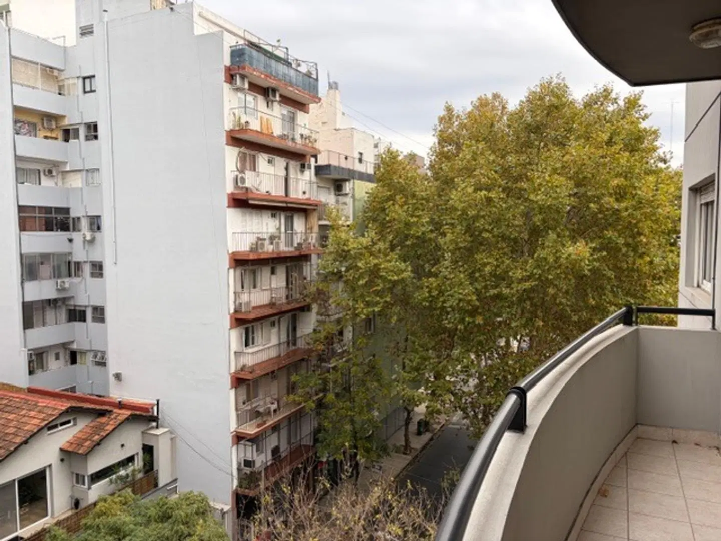 exc ubic s/piso de 3 amb c/2 bños coch baul imp 1
