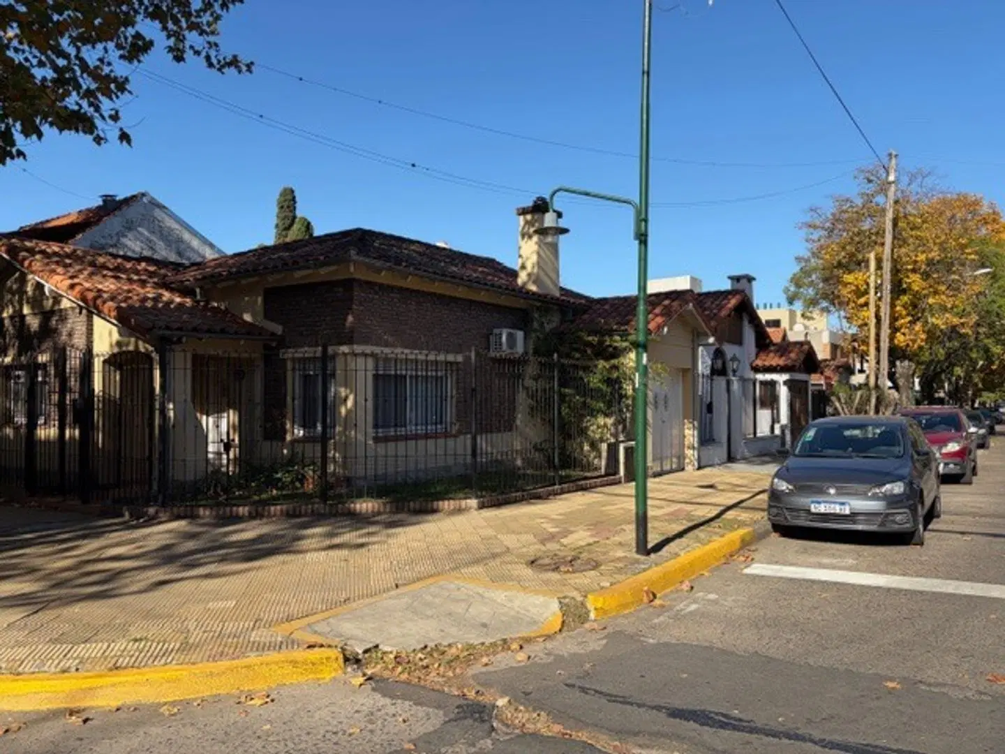 c/av exc chalet 1 pl 2 dor 2 bños fdo gge imp 3