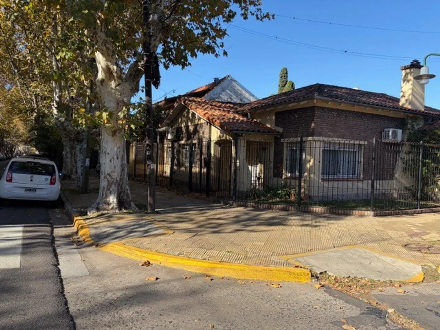 c/av exc chalet 1 pl 2 dor 2 bños fdo gge imp 2
