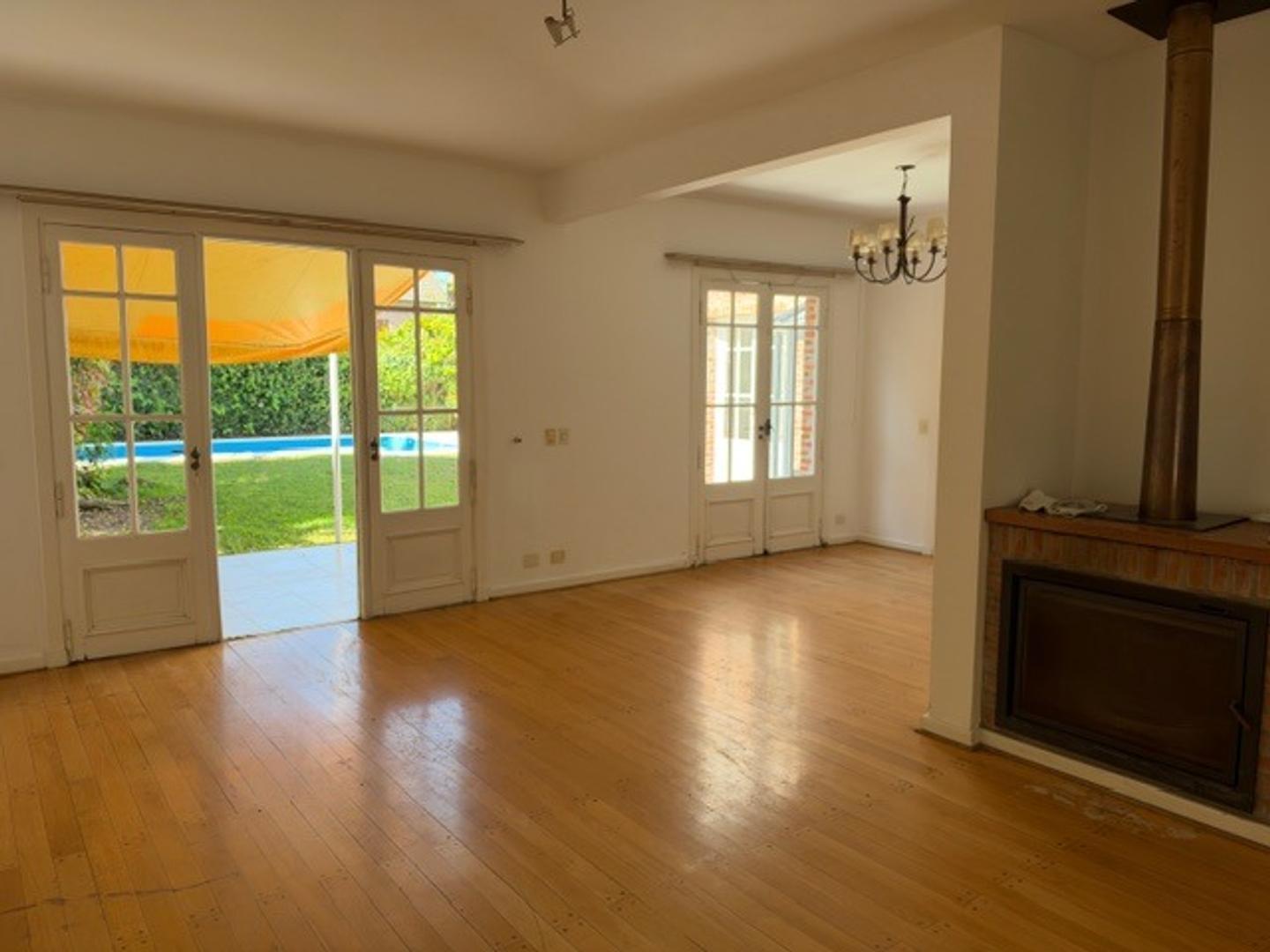 Foto de Exc Ubic chalet 3 pl 4 dor 2 ste play fdo pil coch imp, imagen 4