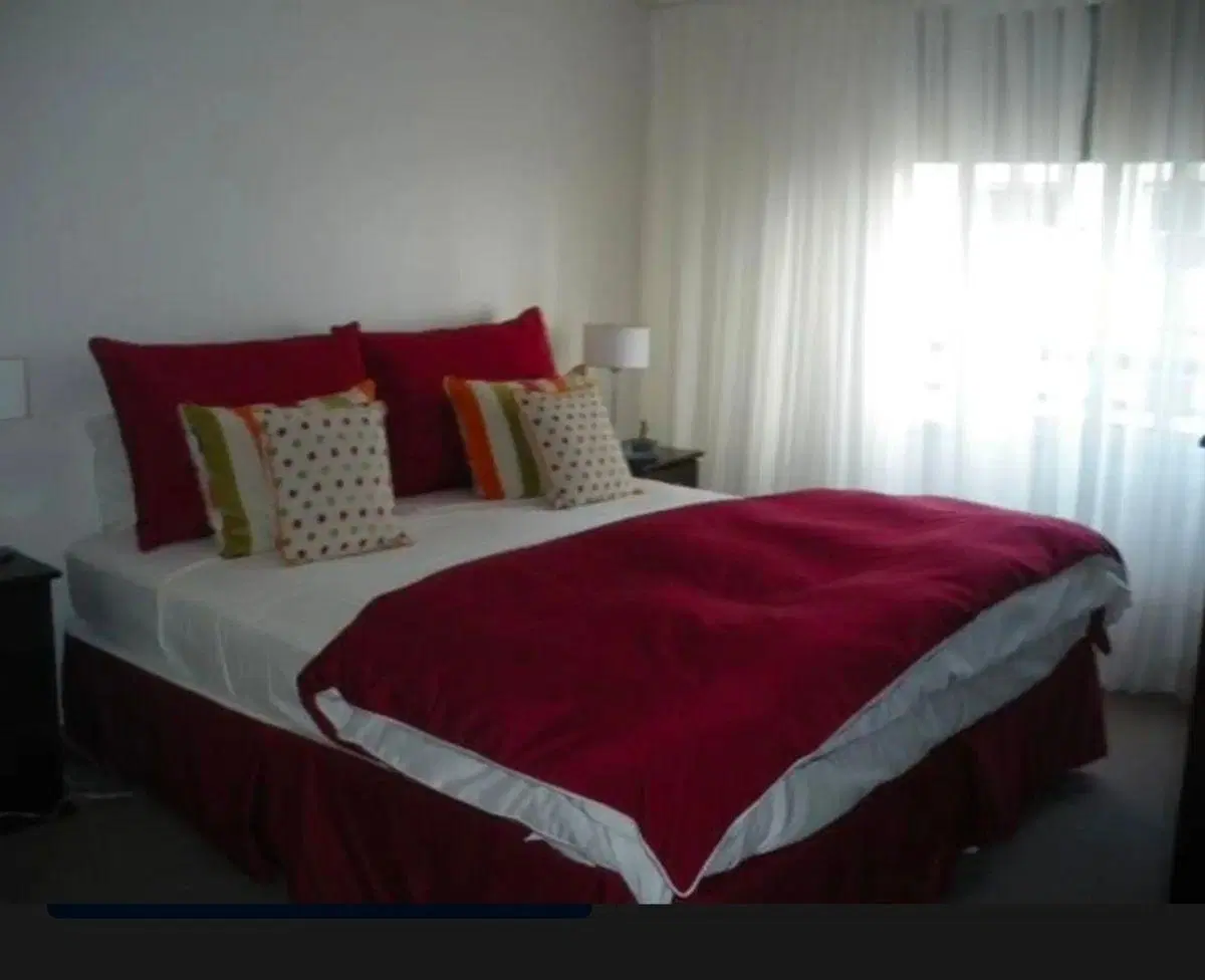 ALQUILER 3 AMBIENTES FRENTE BALCON COCHERA PISCINA EXCELENTE UBICACION 4