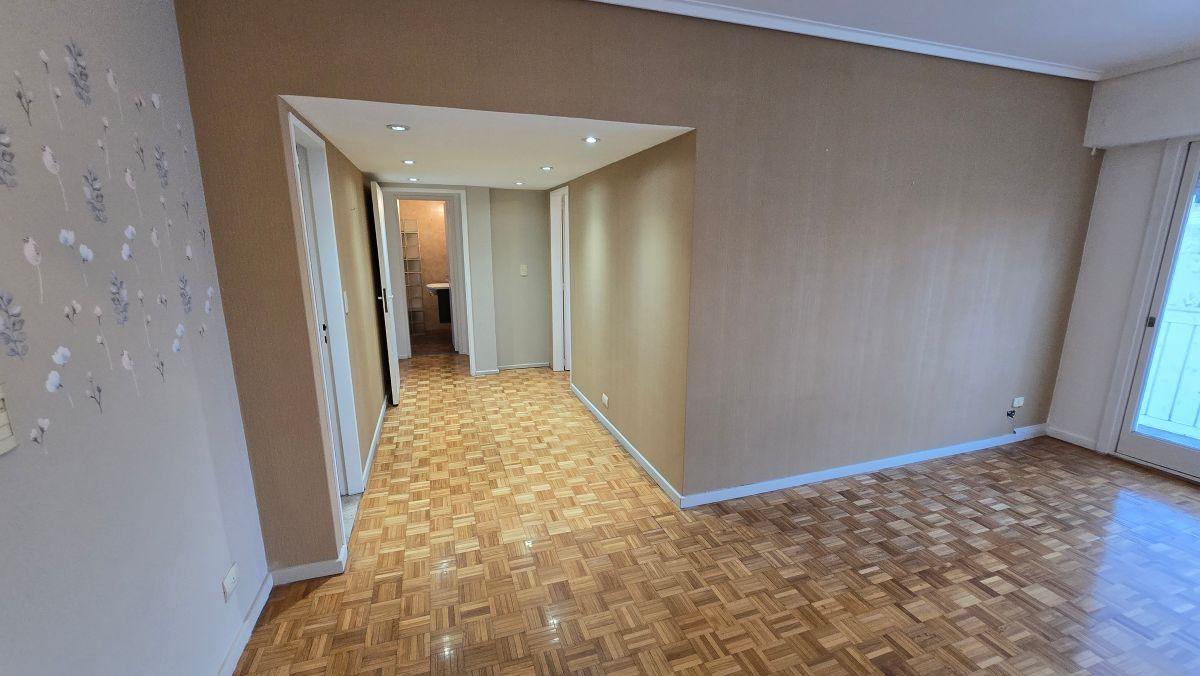Foto de Venta 3 ambientes amplios con cochera balcon, imagen 2
