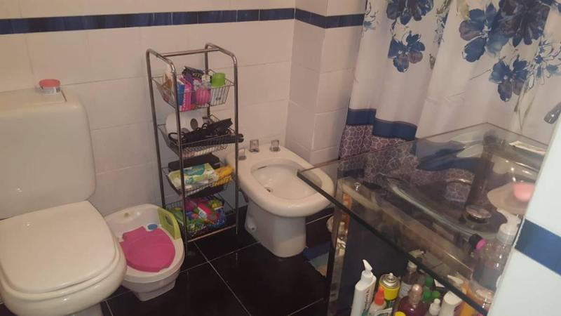Departamento 6 Ambientes en Venta en Lanus 3