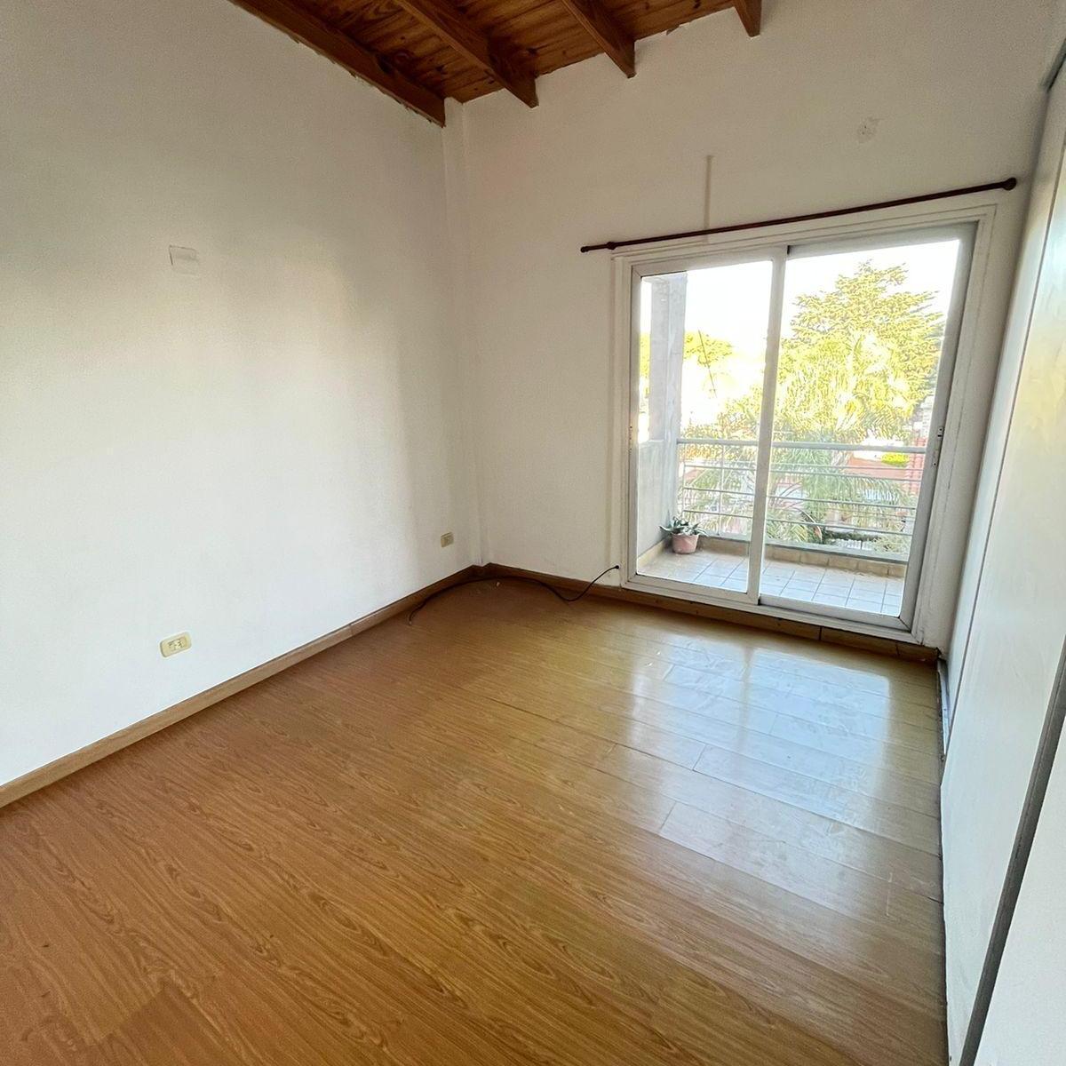 Oportunidad Departamento Semipiso 2 Amb C/ Cochera - Lanus 4