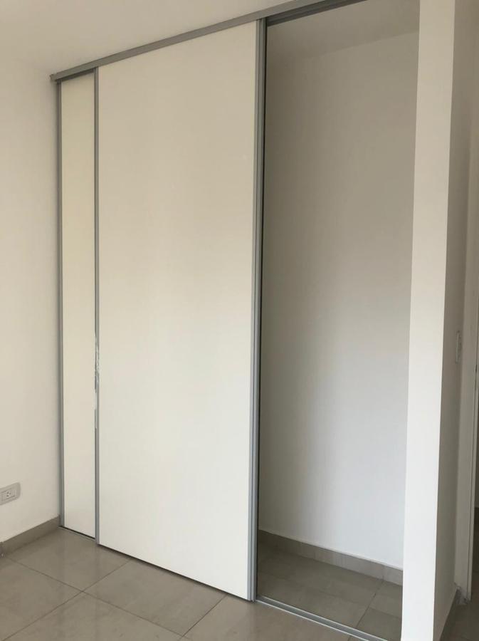 En Venta Departamento a Estrenar 3 Amb C/ Balcon y Coch. en Lanus. Apto Credito! 1