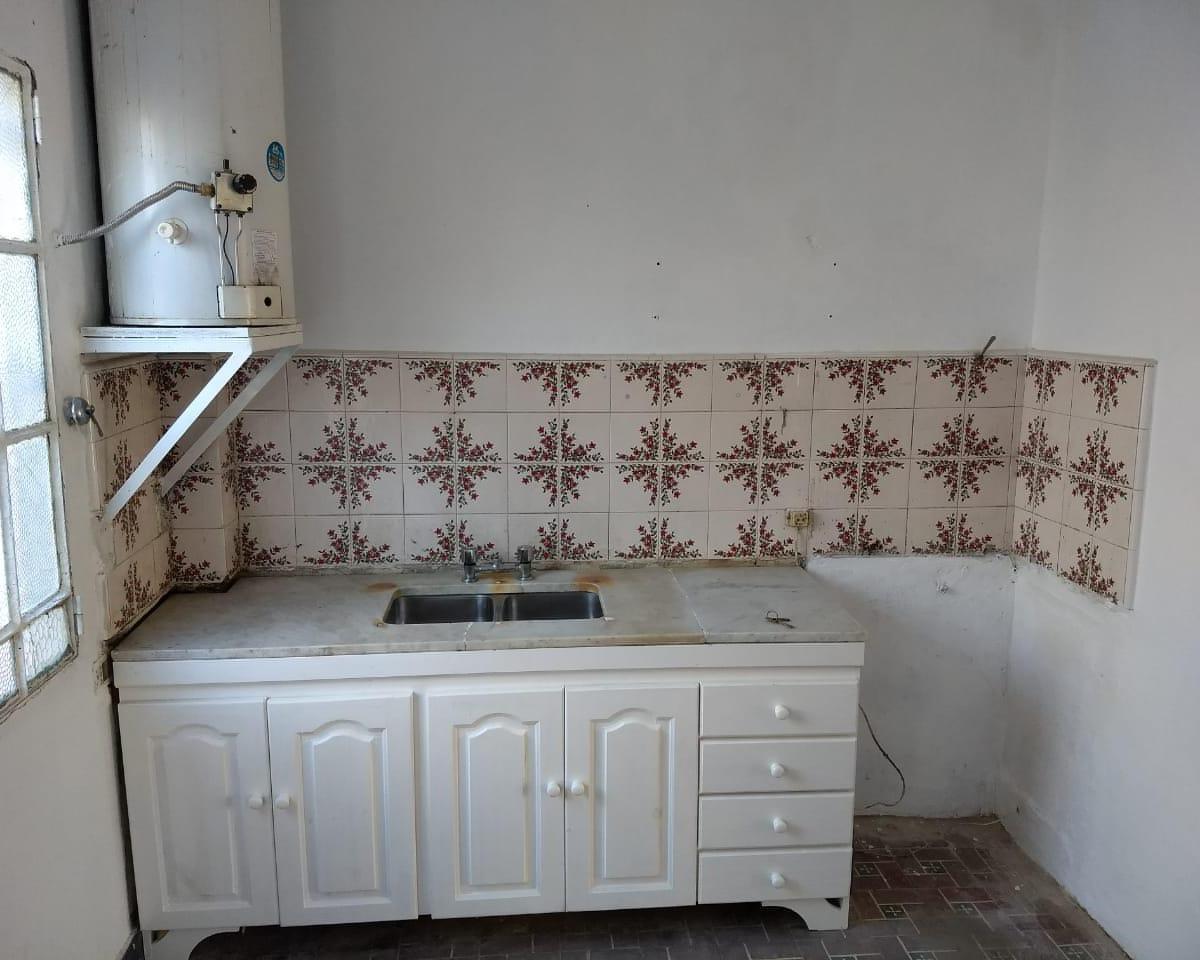 casa 3 ambientes en venta en Lanus Este (Mte. Chingolo)