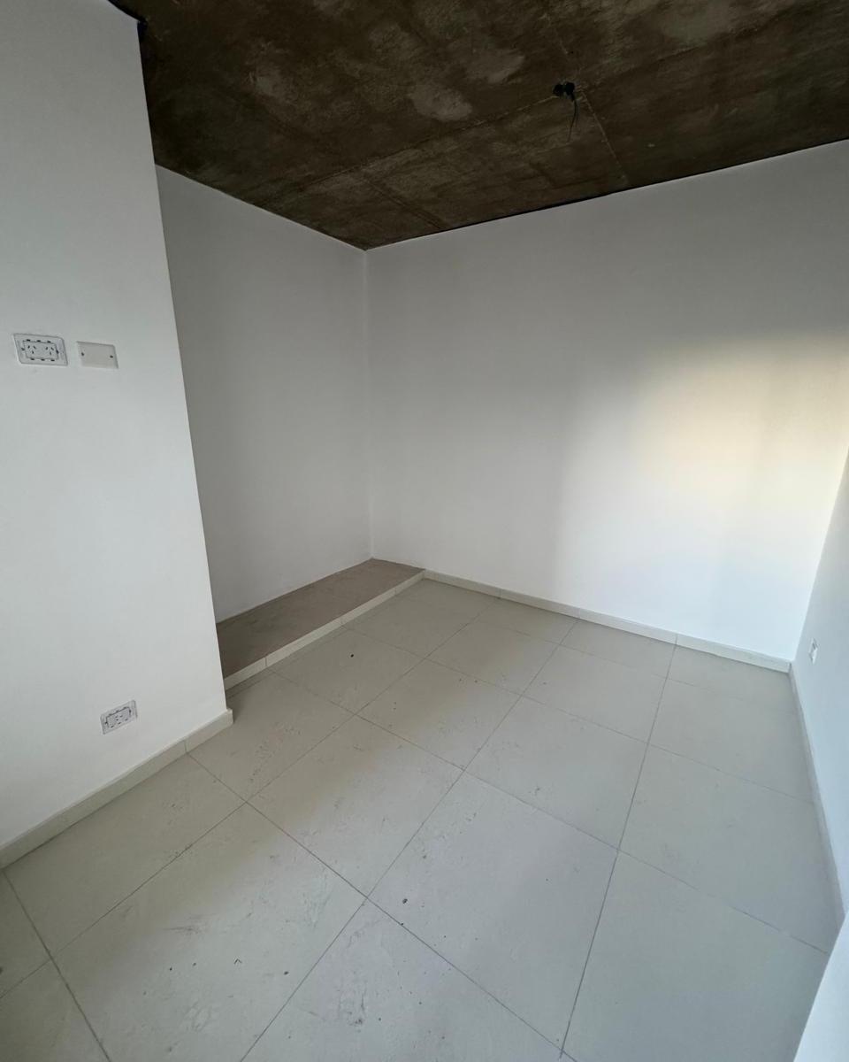 Foto de A ESTRENAR DTO 2 AMB C/ BALCON Y COCH. OPC EN BUENA UBIC. EN VENTA EN, imagen 2