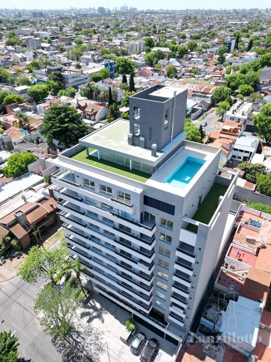 En Venta Exclusivos Depto 2 Amb de Categoria con Balcon y Coch. Opc. en Lanus 3