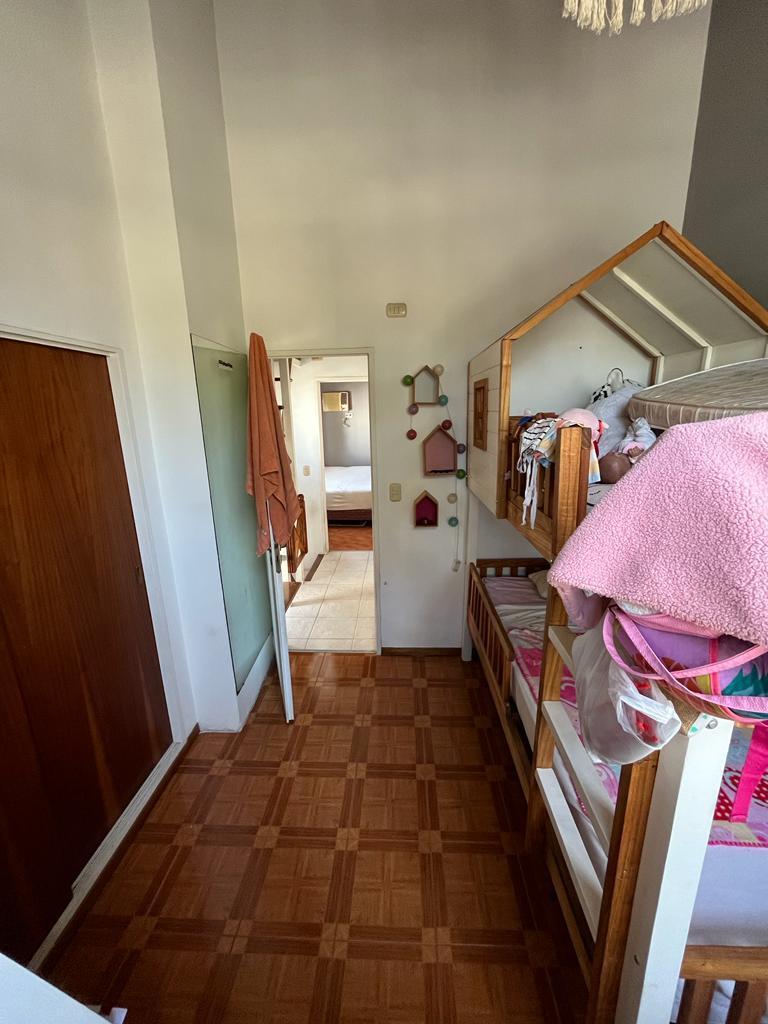 En Venta Duplex 4 Amb con Cochera a m de Av en Lanus 5