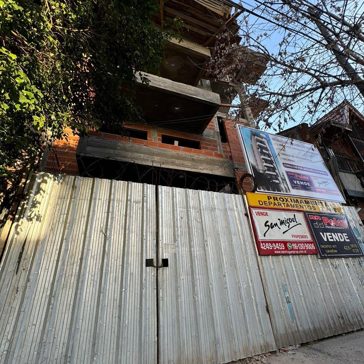 EN VENTA DTOS EN CONSTRUCCION 2 AMB C/ BALCON Y COCH. OPC. MB UBICACION EN LANUS