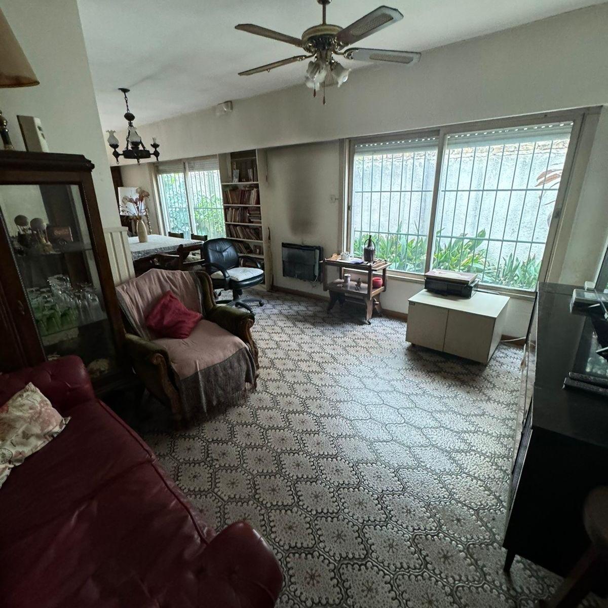 Foto de EN VENTA LOTE DE 8.66X32.67. IDEAL EMPRENDIMIENTO O VIVIENDA EN LANUS, imagen 3