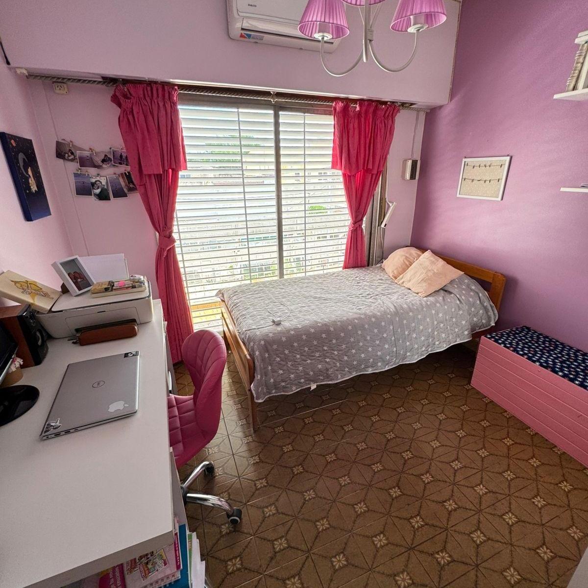 En Venta Depto Tipo Casa 3 Amb con Quincho, Balcon y Terraza en Lanus o 2