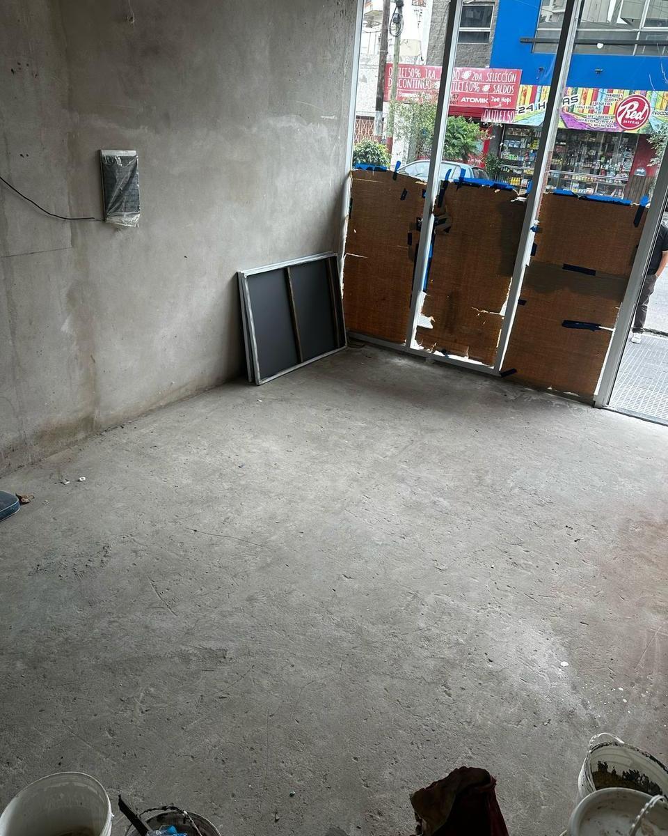 Foto de EN ALQUILER Y VENTA LOCAL EN 2 PLANTAS A ESTRENAR 113 MTS. EXCELENTE, imagen 2