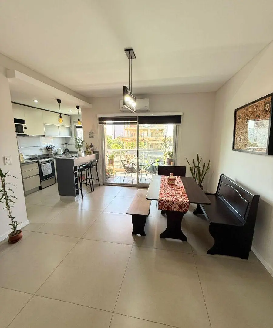 EN VENTA DPTO 3 AMB CON COCHERA, BALCON Y PARRILLA EN LANUS 8