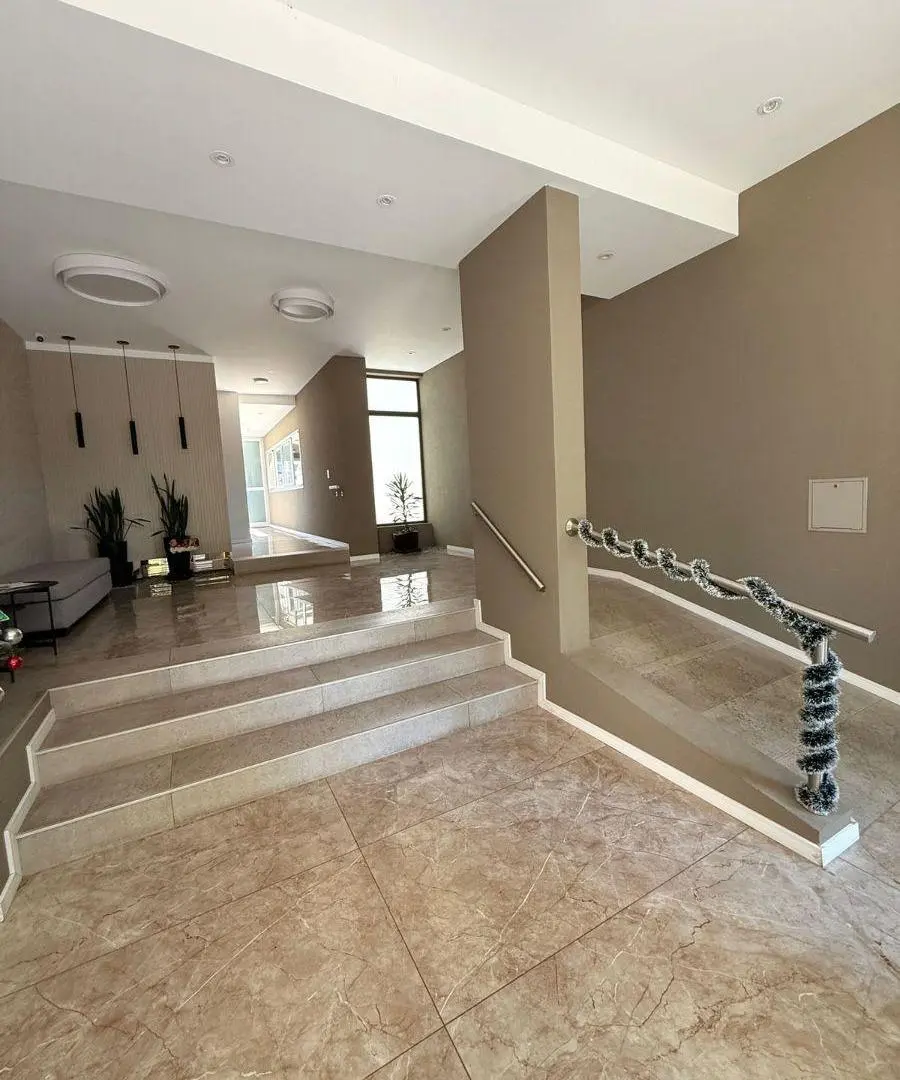 EN VENTA DPTO 3 AMB CON COCHERA, BALCON Y PARRILLA EN LANUS 4