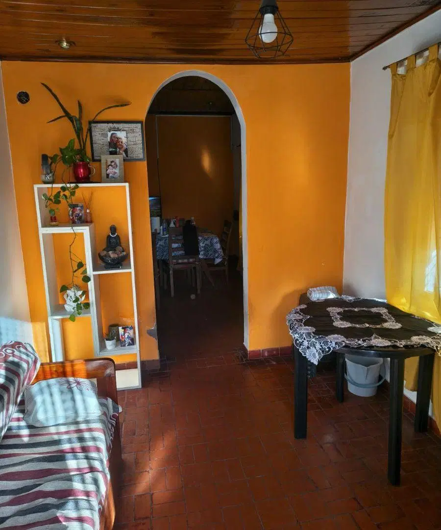 EN VENTA PH INTERNO3 AMB CON PATIO O FDO LIBRE EN TEMPERLEY 2
