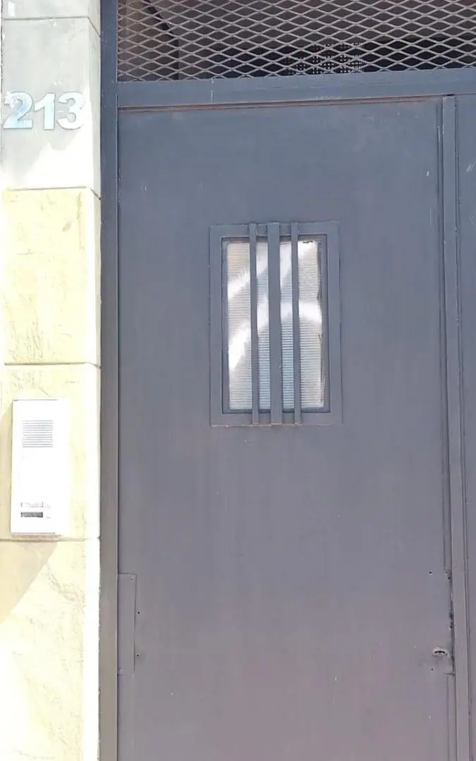 Alquiler de departamento de 1 dormitorio en Av. 1 entre 36 y 37 de La Plata. 2