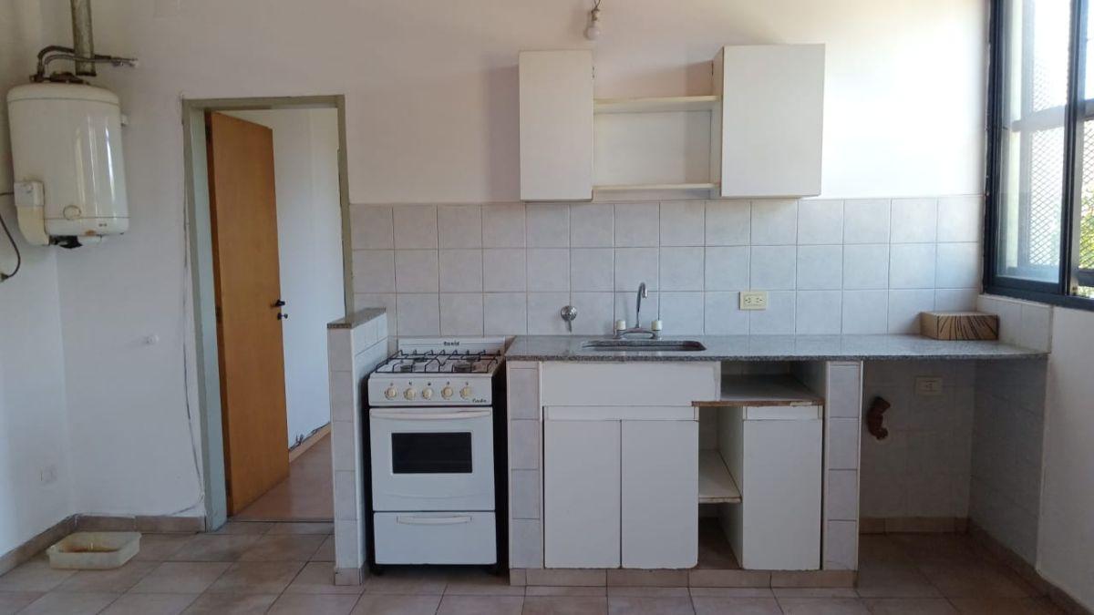 Foto de Alquiler de departamento de 1 dormitorio en Av. 1 entre 36 y 37 de La Plata., imagen 5