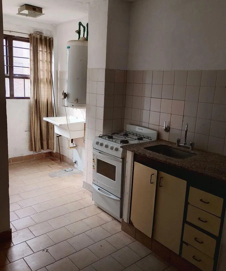 Alquiler de departamento de 2 dormitorios con cochera en barrio Sosba Av. 31 y 523 de La Plata. 4