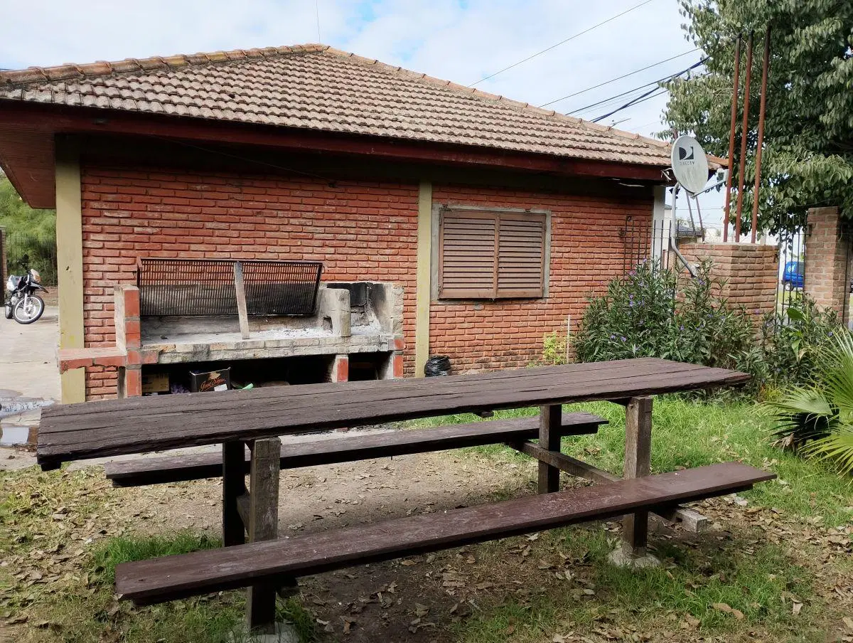 Alquiler de departamento de 2 dormitorios con cochera en barrio Sosba Av. 31 y 523 de La Plata. 2