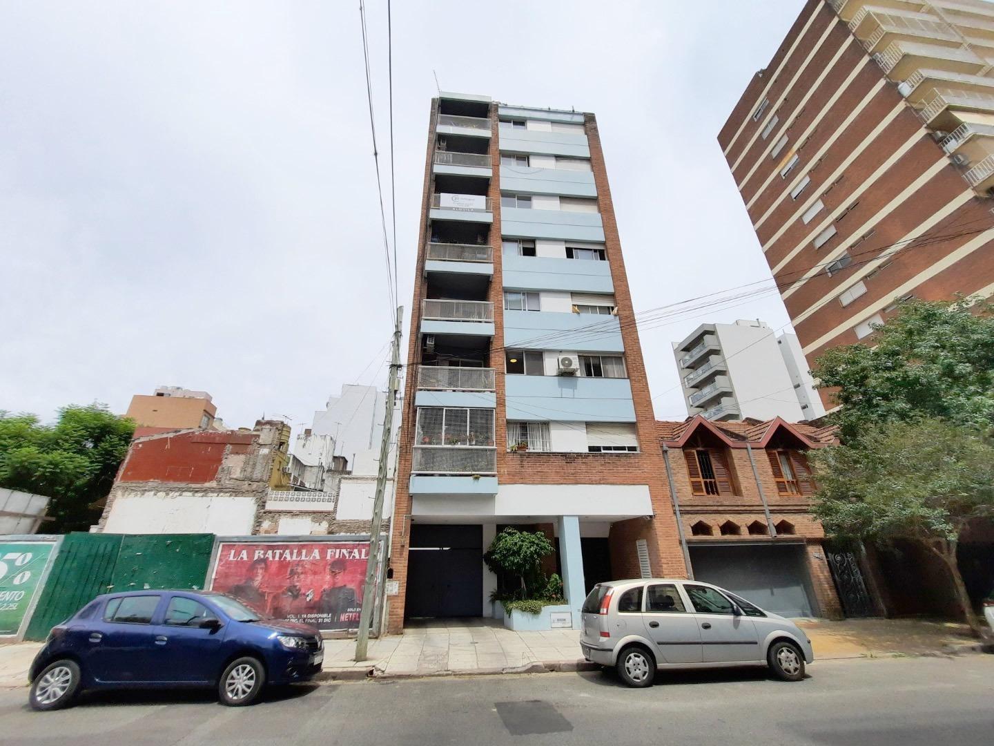 2 AMB AL FRENTE CON BALCON Y COCHERA CUBIERTA