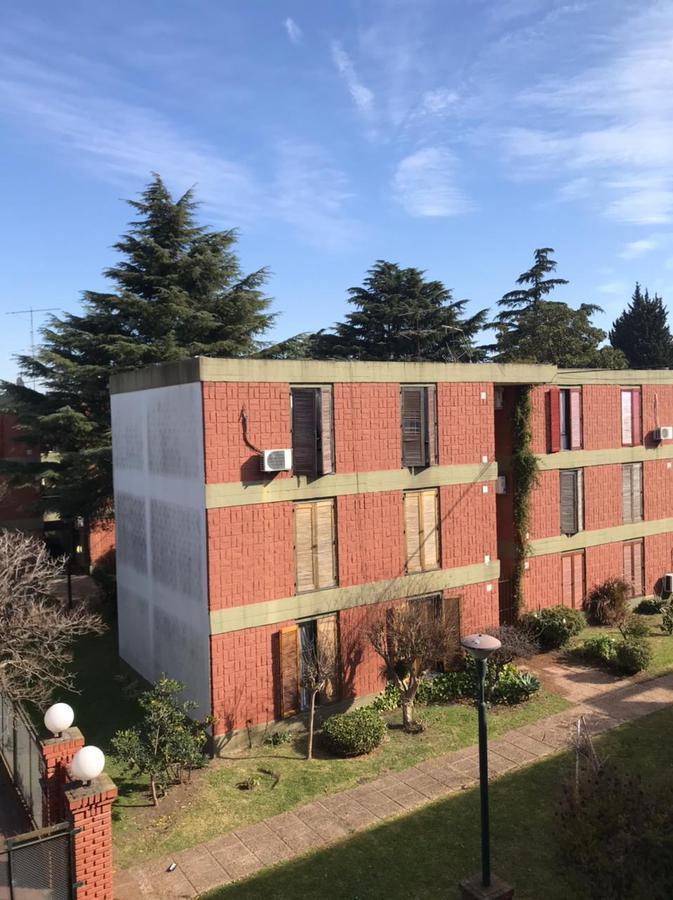 Departamento - Burzaco 1
