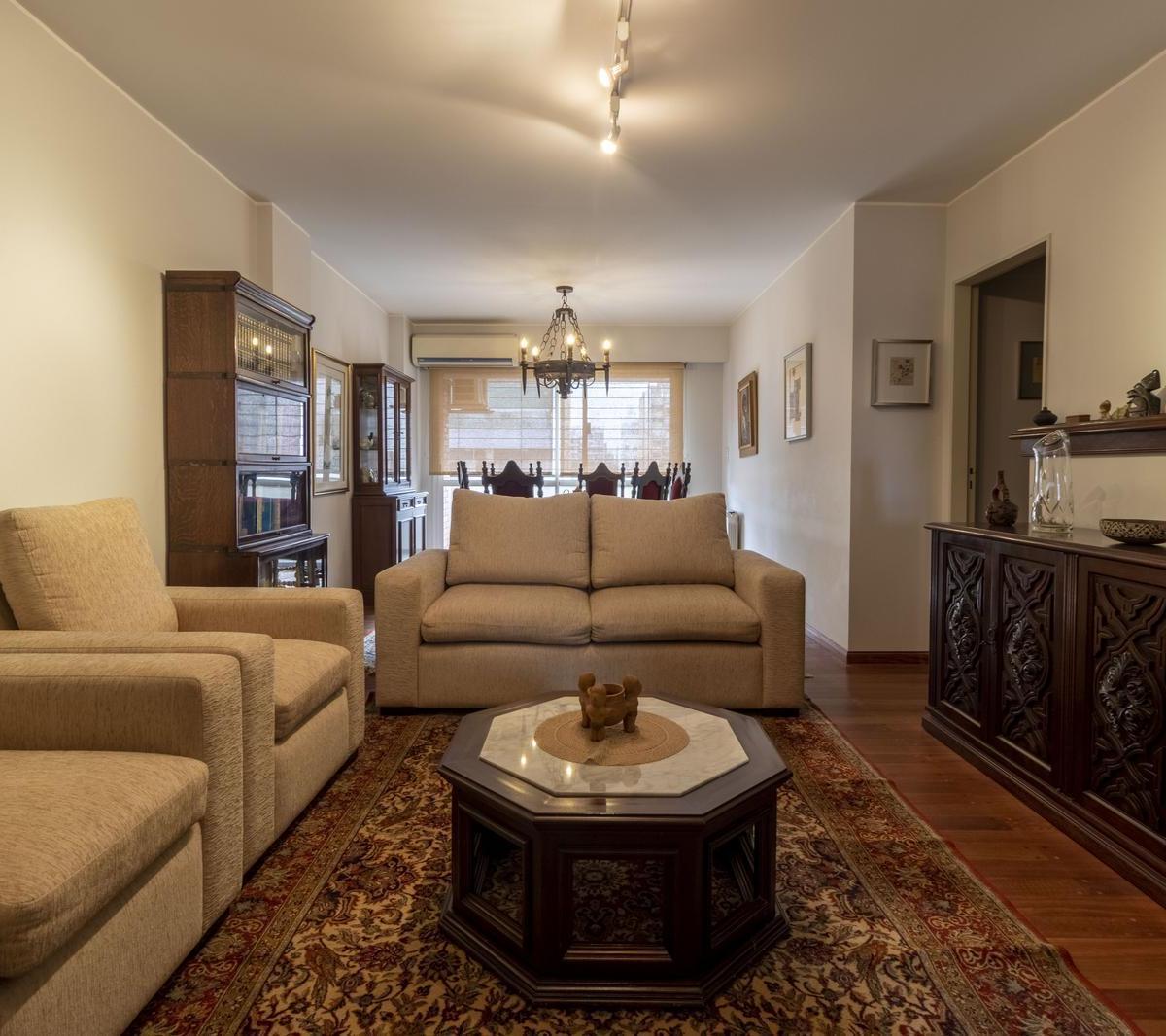Departamento Tres Dorm. / Cochambamba 1700 1