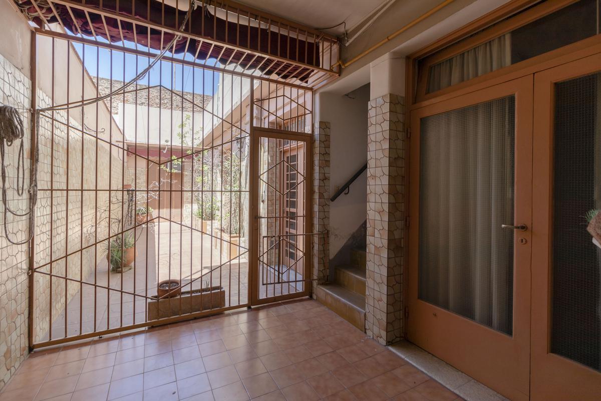 Casa Tres Dorm. / Catamarca 2300 4