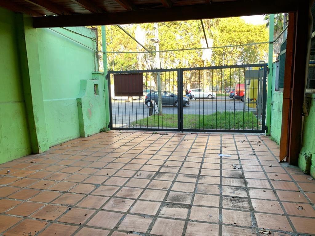 LOCAL COMERCIAL / BV. RONDEAU 2200
