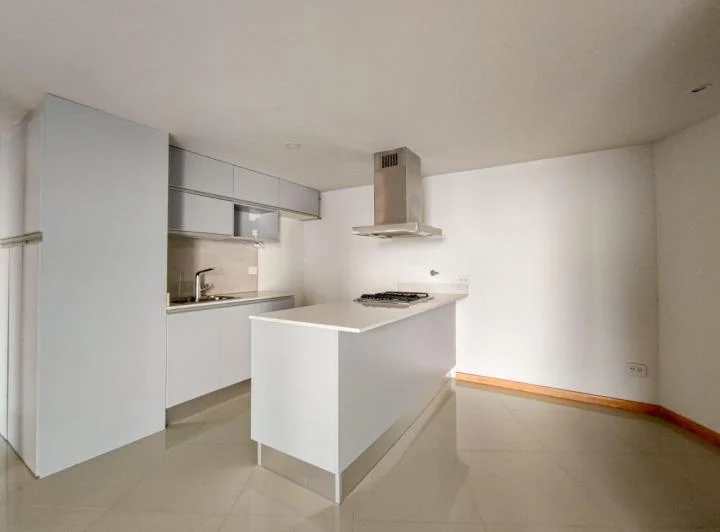 DEPARTAMENTO UN DORMITORIO  CON EXELENTE VISTA  / AVELLANEDA 1000 BIS 3