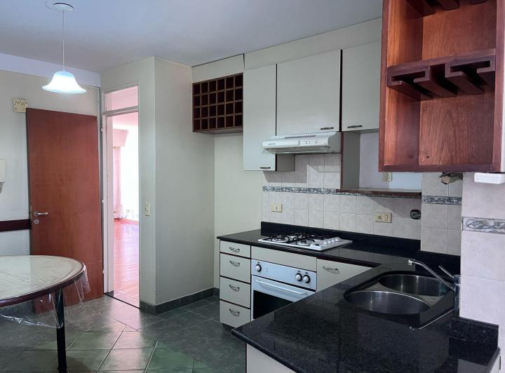 DEPARTAMENTO TRES DORMITORIOS / JUAN MANUEL DE ROSAS 1000 5