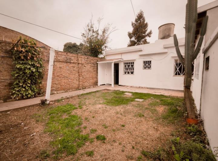 CASA DOS DORMITORIOS / VIAMONTE 3800 2