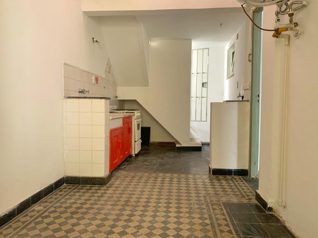 DEPARTAMENTO DE PASILLO / CERRITO 1500( CENTRO)
